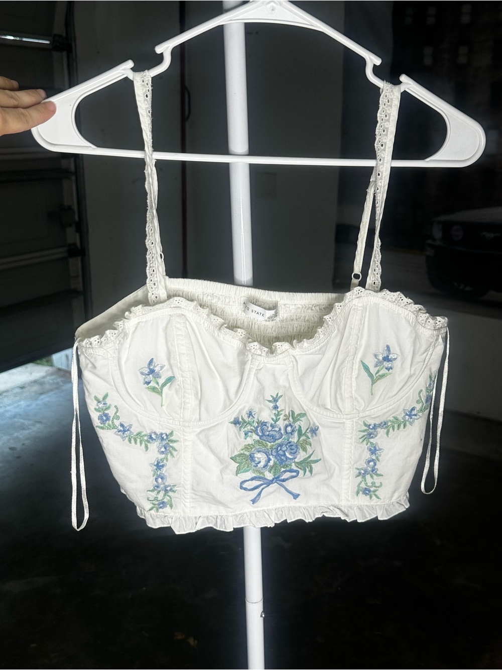 Altar'd State White Embroidered Floral Cropped Camisole